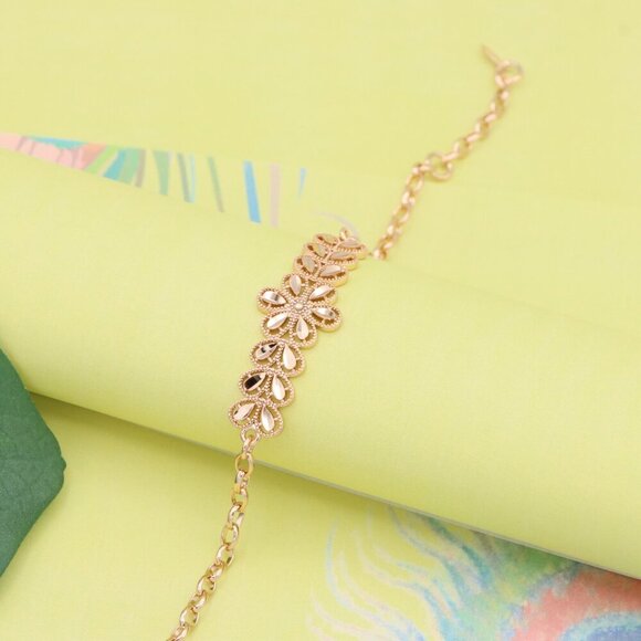 "Elegant Floral Design Rose Gold Bracelet, XPBL1086 - Picture 5 of 11